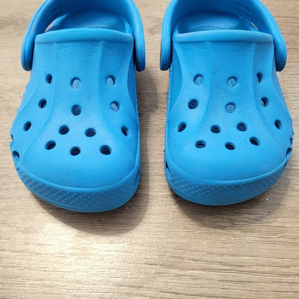 Crocs Baya Clog Blue Kids Size 7 Slip On Water Shoes Comfort Sandals Lightweight